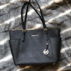 Michael Kors Jet Set large Crossgrain Leather Tote